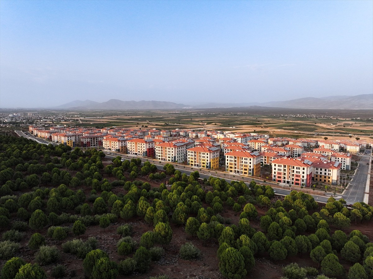 6 Şubat 2023'te meydana gelen Kahramanmaraş merkezli depremlerin ardından başlatılan Asrın İnşa...