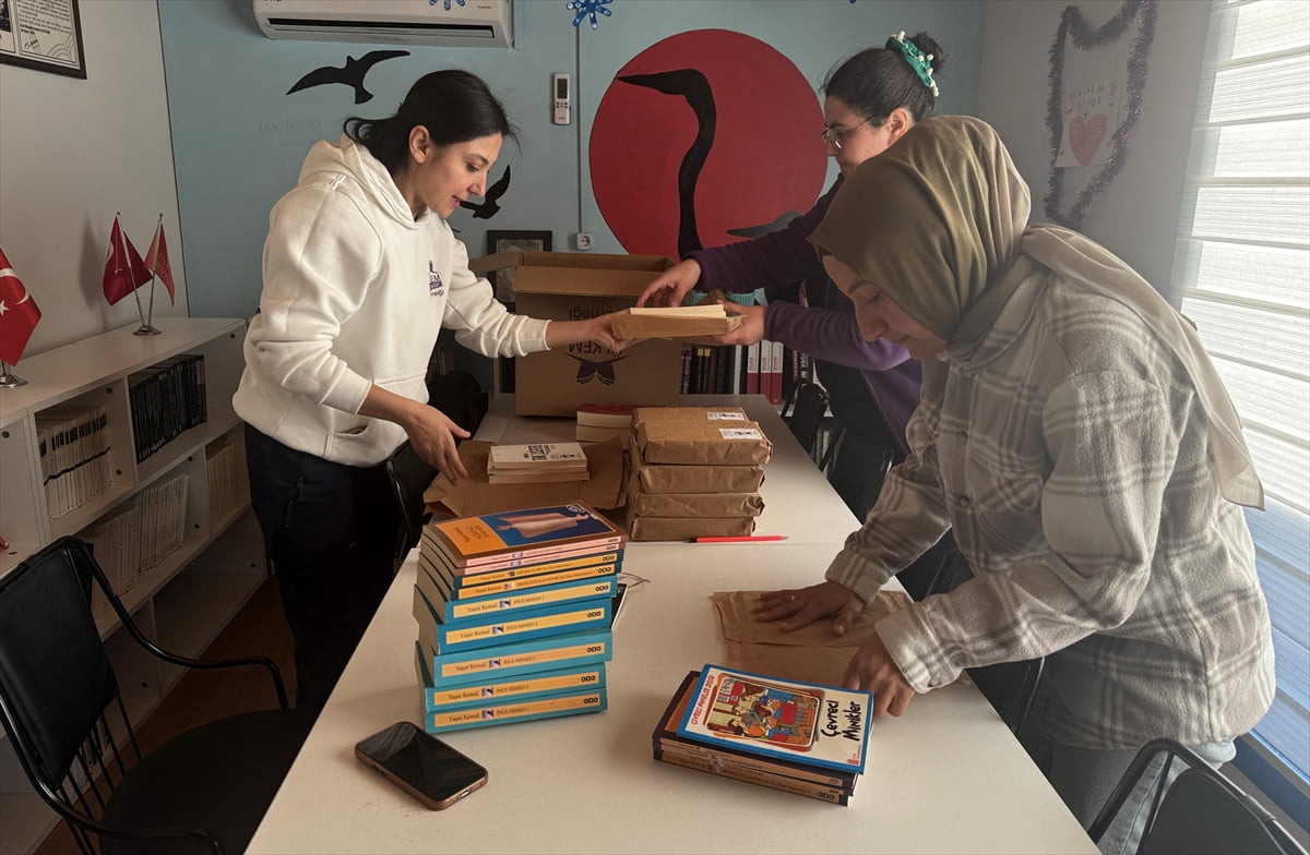 6 Şubat 2023'teki depremlerde Hatay'a görevli gelen acil tıp teknisyeni Havva Aydanur Ertuğrul...