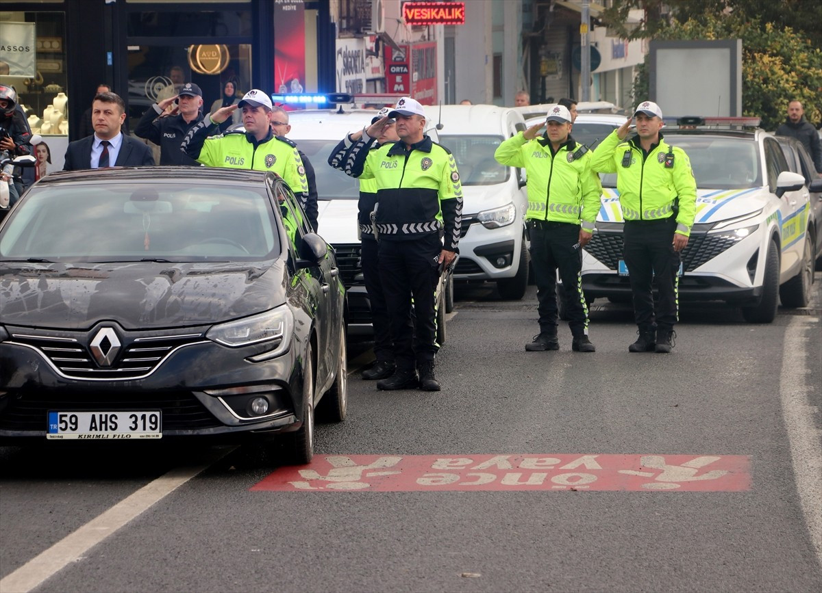 
Türkiye Cumhuriyeti'nin kurucusu Gazi Mustafa Kemal Atatürk, ebediyete intikalinin 87. yılında...