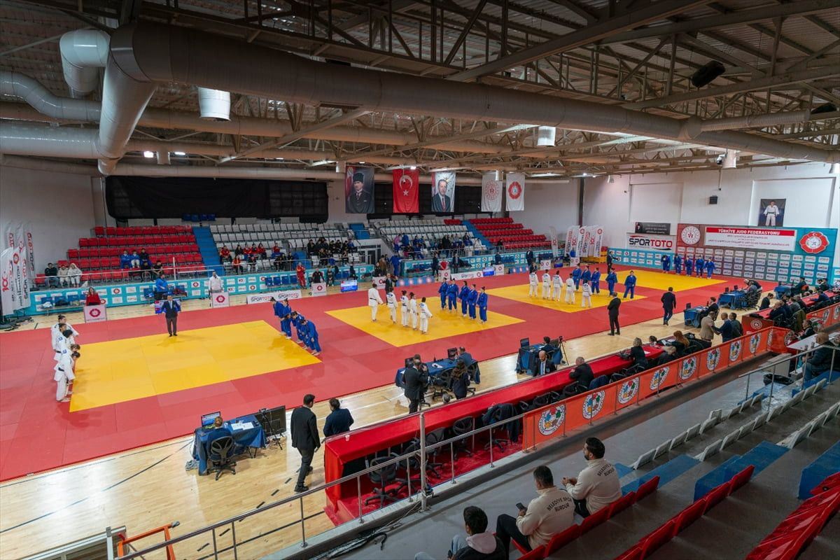 Spor Toto Judo Süper Lig'de kadın ve erkek müsabakaları Ankara'da gerçekleştirilecek.
 