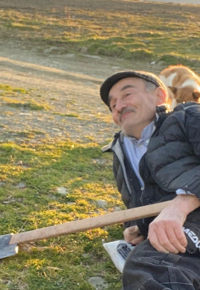 70 YAŞINDAKİ ŞÜKRÜ ÜNLÜTÜRK YAŞAMINI YİTİRDİ.
