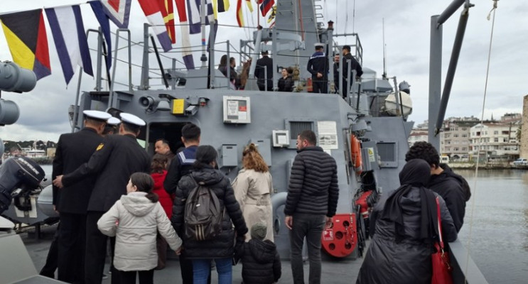 23 Nisan’da Askeri Gemilere Yoğun İlgi: Üç İlde Ziyarete Açıldı