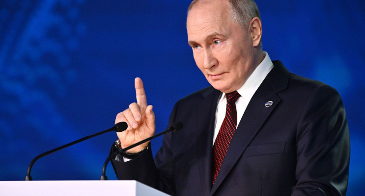 ABD–AB arasındaki Grönland krizine Moskova da dahil oldu: Babanız Trump'ı kışkırtmayın