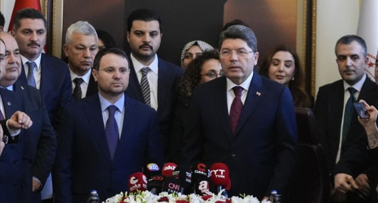 Adalet Bakanlığı'nda devir teslim töreni gerçekleştirildi