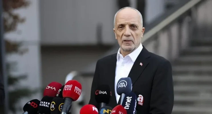Asgari ücret trafiği kilitlendi! TÜRK-İŞ masaya oturmuyor: “Düzenleme yoksa yokuz”