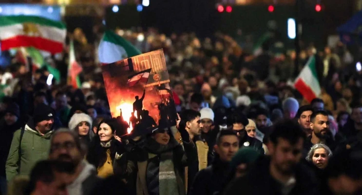 Avrupa’dan İran Uyarısı: “Derhal Ülkeyi Terk Edin”