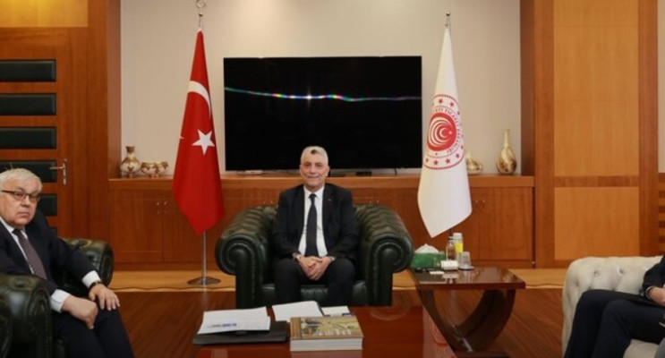 Bakan Bolat, Rus Büyükelçi Verşinin ile Ticaret Gündemini Masaya Yatırdı