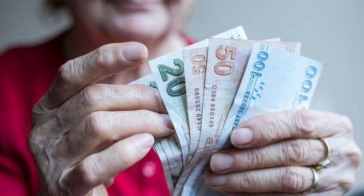 Bakan Işıkhan'dan 'en düşük emekli aylığı' açıklaması