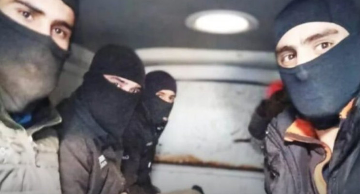 BBC’nin “Maskeli Çeteler” Raporu Yunanistan’ı Karıştırdı