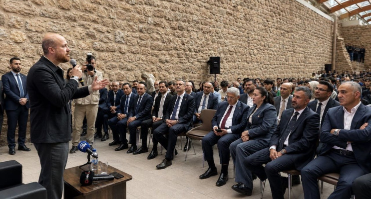 Bilal Erdoğan: Gençler önce kendi kültürünü ve tarihini tanımalı