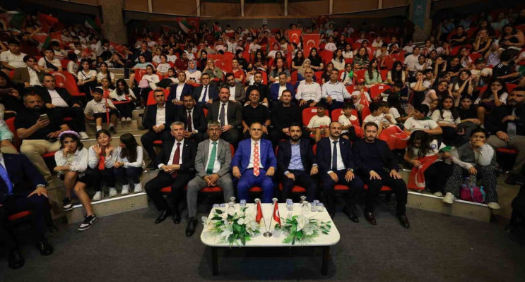 Bodrum'da gençlik seferberliği: 3 bin öğrenci yaz okulunda buluştu