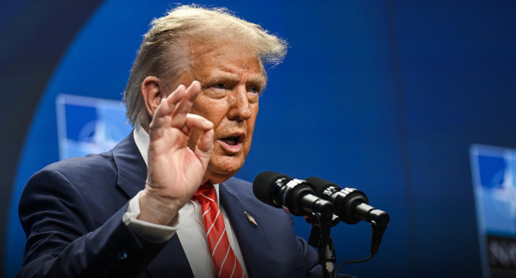 Donald Trump: Anlaşma olmadan İran yaptırımları kaldırılmayacak