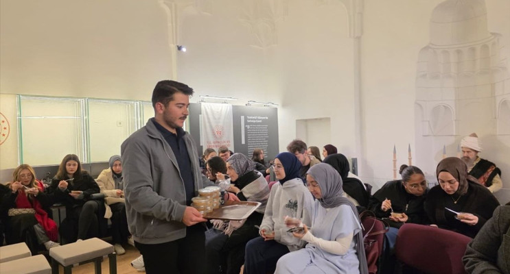 Edirne'de Osmanlı Geleneği Helva Sohbetleri Devam Ediyor