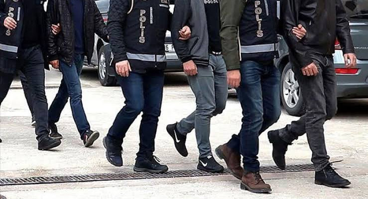 FETÖ'ye 81 İlde Dev Darbe! 968 Şüpheli İçin Düğmeye Basıldı