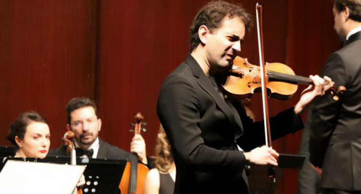 Ganiyev'den Depremzedelere Anma Konseri