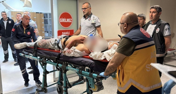 Gölbaşı'nda Motosiklet Kazası: 1'i Ağır 2 Yaralı