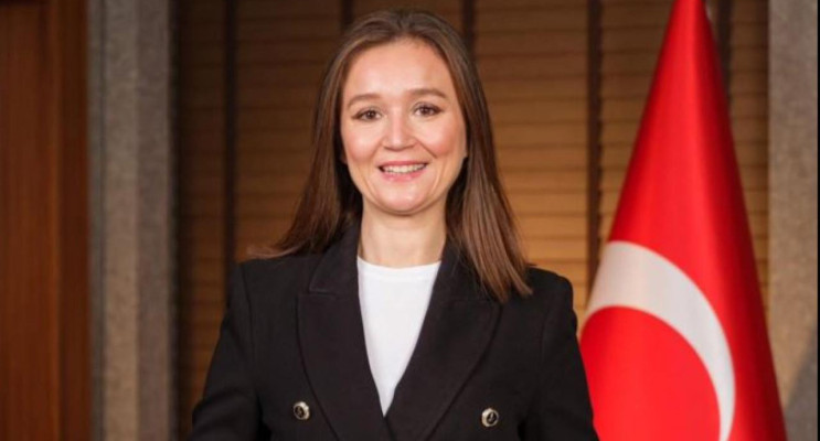 Gülşah Durbay Son Yolculuğuna Uğurlandı, Özgür Özel Tabut Başında Yıkıldı