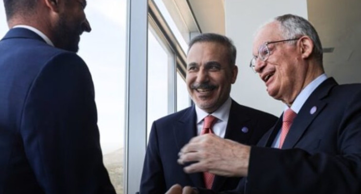 Hakan Fidan İle Yunan Cumhurbaşkanı Arasında Sıcak Temas