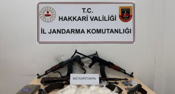 Hakkari'de Uyuşturucu ve Silah Operasyonu