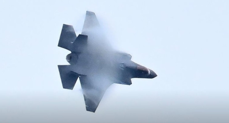 İran Devrim Muhafızları: ABD F-35’i Hava Savunmamız Tarafından İmha Edildi