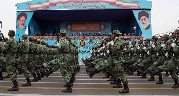 İran ordusu: Elimiz tetikte düşmanın hareketlerini izliyoruz