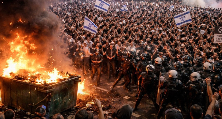 İran Savaşı İsrail’i Karıştırdı: Tel Aviv’de Savaş Karşıtı Protestolar Ayaklanmaya Dönüştü