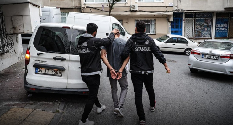 İstanbul’da Zehir Tacirlerine Büyük Operasyon: Tonlarca Uyuşturucu Ele Geçirildi