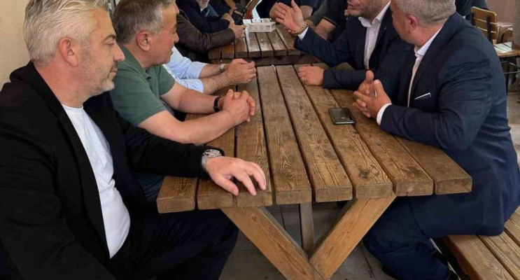 Karesi'de Büyük Katılımlı Geleneksel Hayır Yemeği