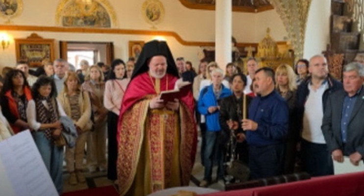 Kilise Ayininde Dil Tartışması: “Biz Yunan Değiliz!”