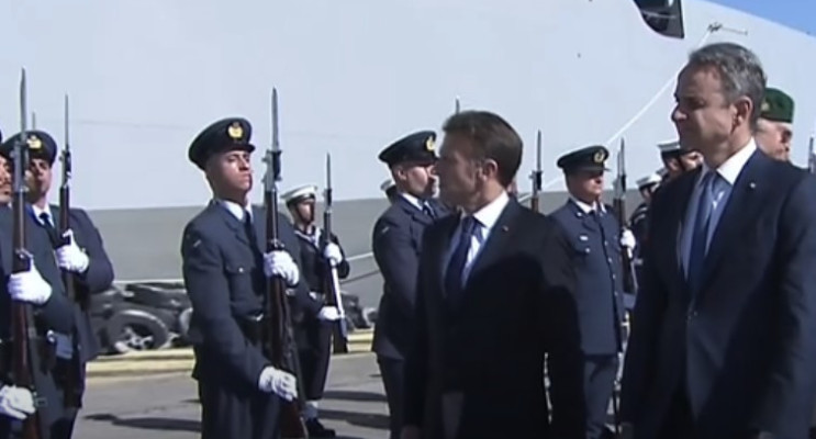 Macron ve Miçotakis “Kimon” Güvertesinde Geleceği İmzalıyor