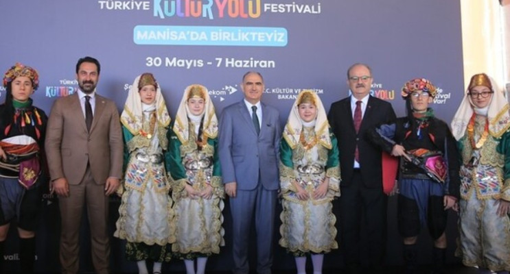 Manisa’da Türkiye Kültür Yolu Festivali Coşkusu Başladı