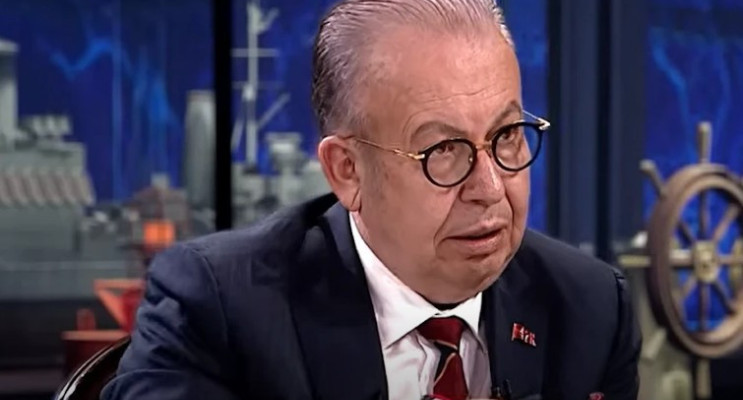 Müstafi Tümamiral Cihat Yaycı'dan Hark Adası uyarısı: "ABD orayı doğrudan vurmayı göze alamaz"