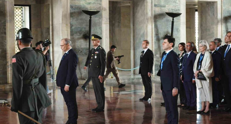 NATO heyetinden Anıtkabir’e ziyaret