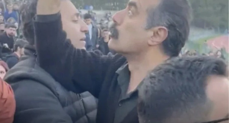 ODTÜ'de Türk Bayrağı Açan Öğrencileri Tehdit Eden 2 Şahıs Tutuklandı