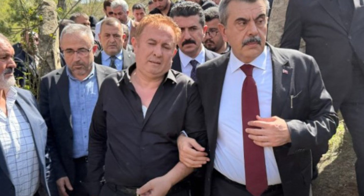 Öğrencilerini Korurken Hayatını Kaybeden Öğretmenin Eşi: “Gurur Duyuyorum”