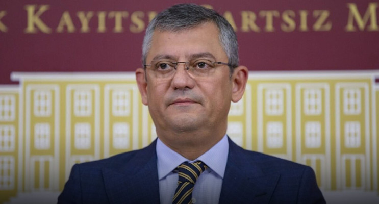 Özgür Özel’den Erdoğan’a 1 Mayıs Çağrısı: “Gerekirse Kol Kola Gireceğiz”