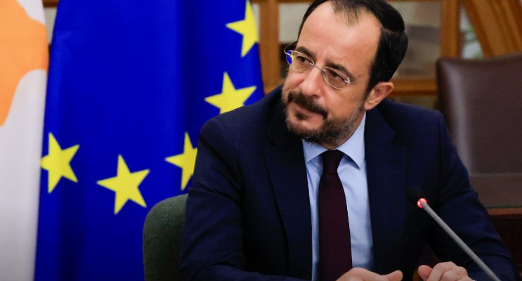 Rum basınından Hristodulidis’e: "Çözümü halkla ilişkiler faaliyetine dönüştürdü"
