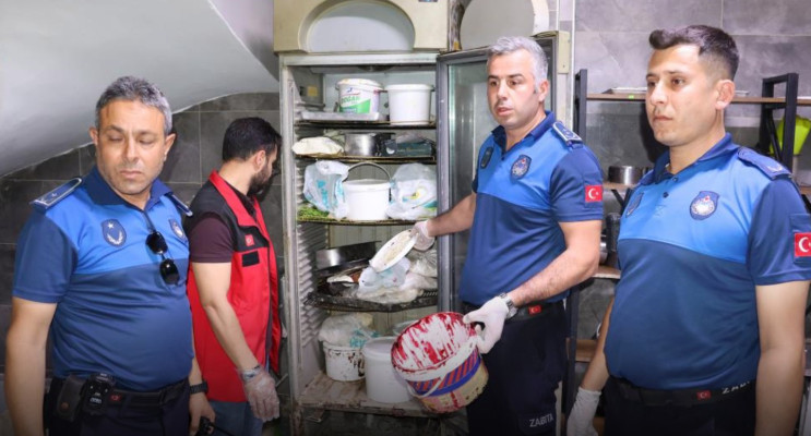 Şanlıurfa’da Unlu Mamul İşletmesine Hijyen ve Sahte Ürün Cezası