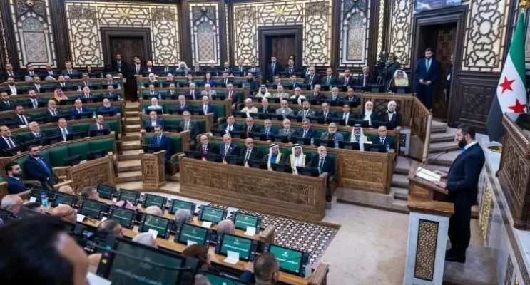 Suriye'de Yeni Yönetim Resmileşti! İlk Halk Meclisi Oturumu Yapıldı
