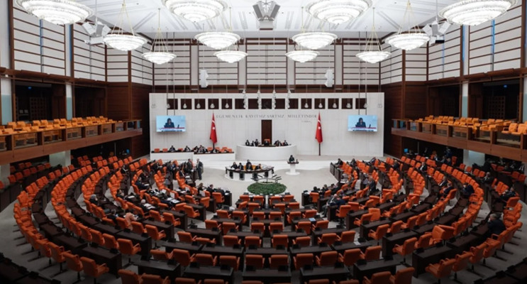 TBMM'nin Mesaisi Uzatıldı: Yeni Karar Resmi Gazete'de