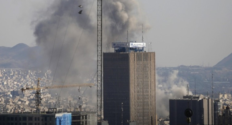 “Tel Aviv’de Korku Gecesi: İran Füzeleri İsrail’in Merkezini Vurdu”