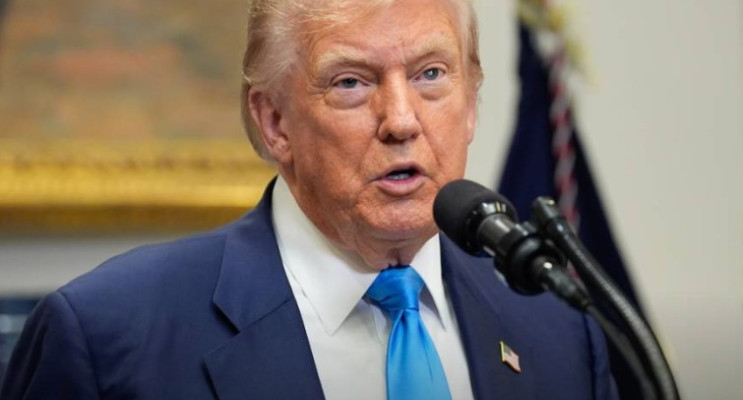 Trump’tan Hark Adası Bombardımanı Açıklaması: “Tüm Askeri Hedefler Yok Edildi”