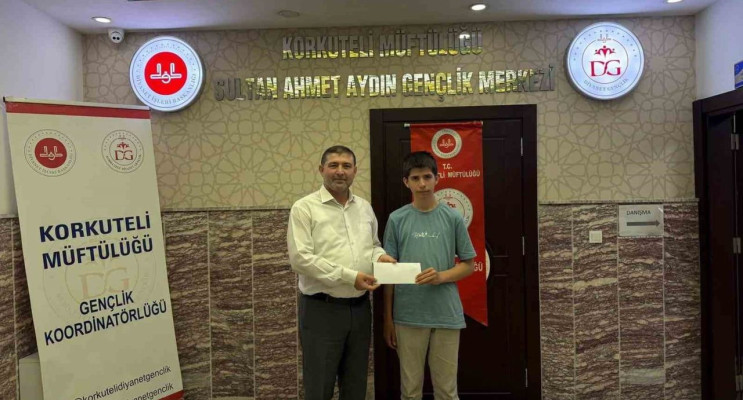 Umre ödüllü Gençlik Bilgi Yarışması’nın il birincisi Korkuteli’den