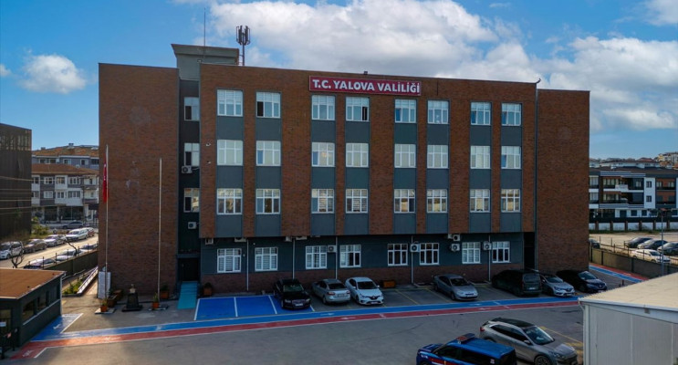 Yalova'da Baba ve Kızına Komşu Darbesi: Valilikten Açıklama