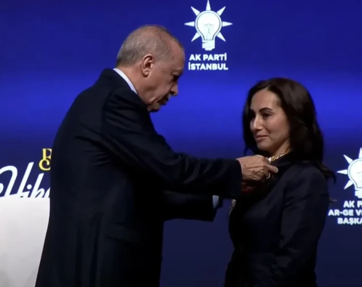AK Parti’ye Katılan Beykoz Belediye Başkan Vekili Gürzel’den İlk Açıklama