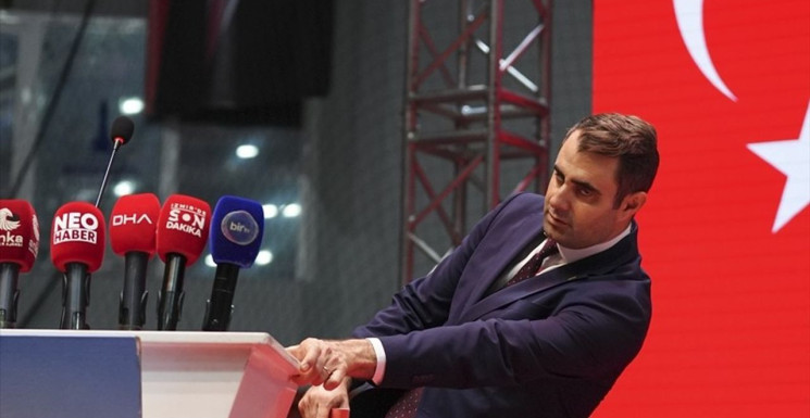 CHP İzmir İl Kongresi'nde Oy Verme Süreci Başladı