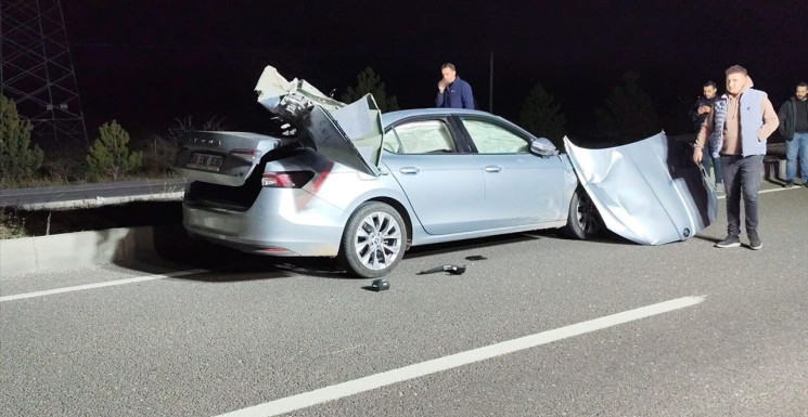 Kütahya'da Trafik Kazası: Bir Ölü, Bir Yaralı