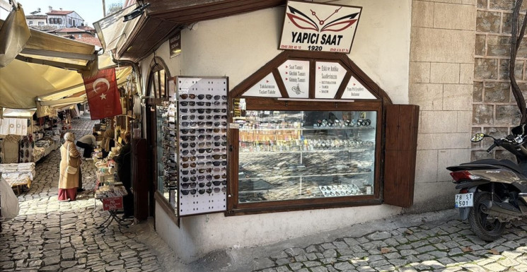 Safranbolu'da Yarım Asırlık Saat Tamircisi
