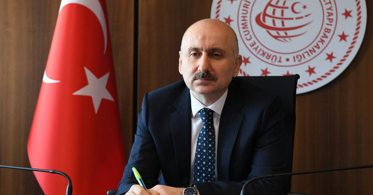 Adil Karaismailoğlu Kimdir?