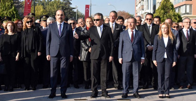 10 Kasım Törenindeki Hataya Kızan Vali: Hepsini Görevden Alın!